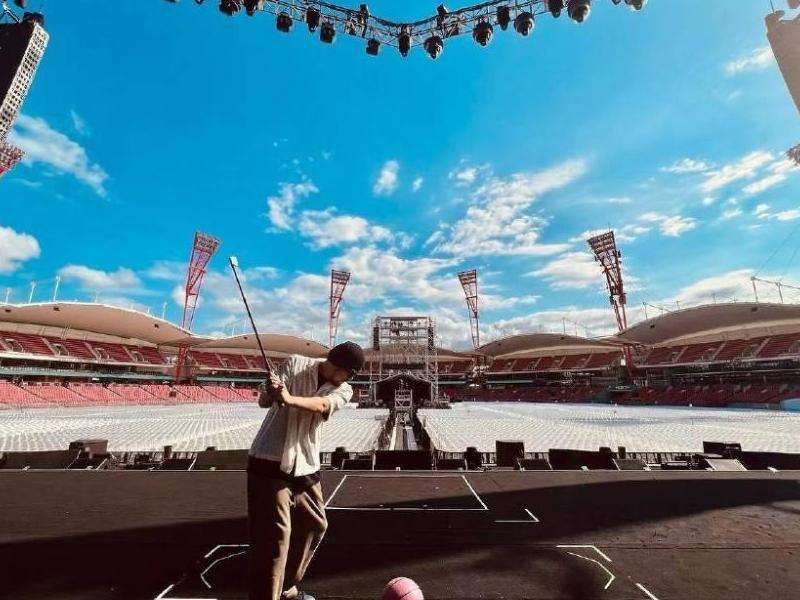 周杰伦在INS上发布的粉丝歌曲有哪些？
